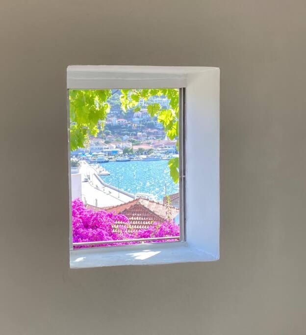 Stylish Vathy Studio With Sea View エクステリア 写真