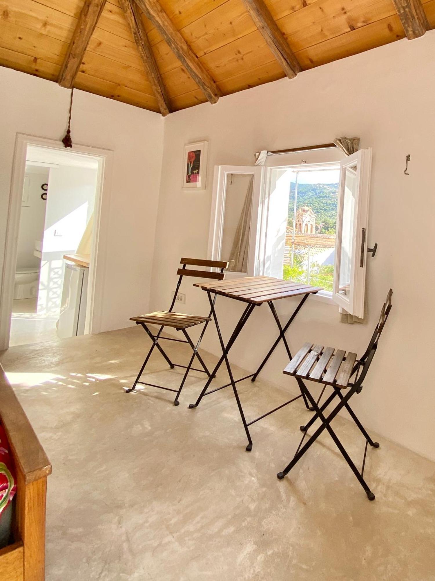 Stylish Vathy Studio With Sea View エクステリア 写真
